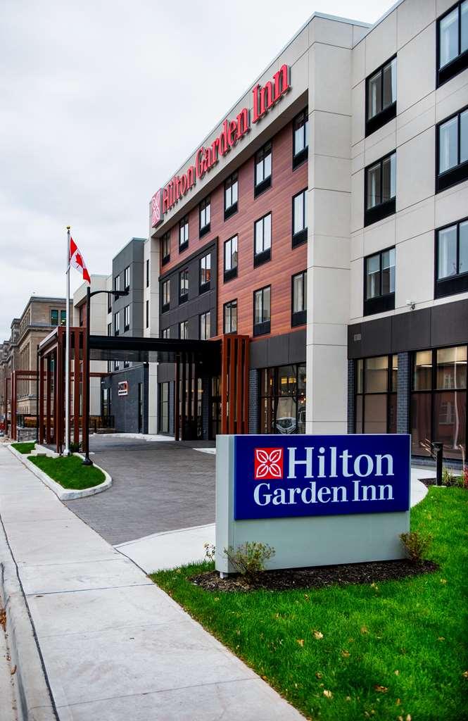 Hilton Garden Inn Moncton Downtown, Nb エクステリア 写真
