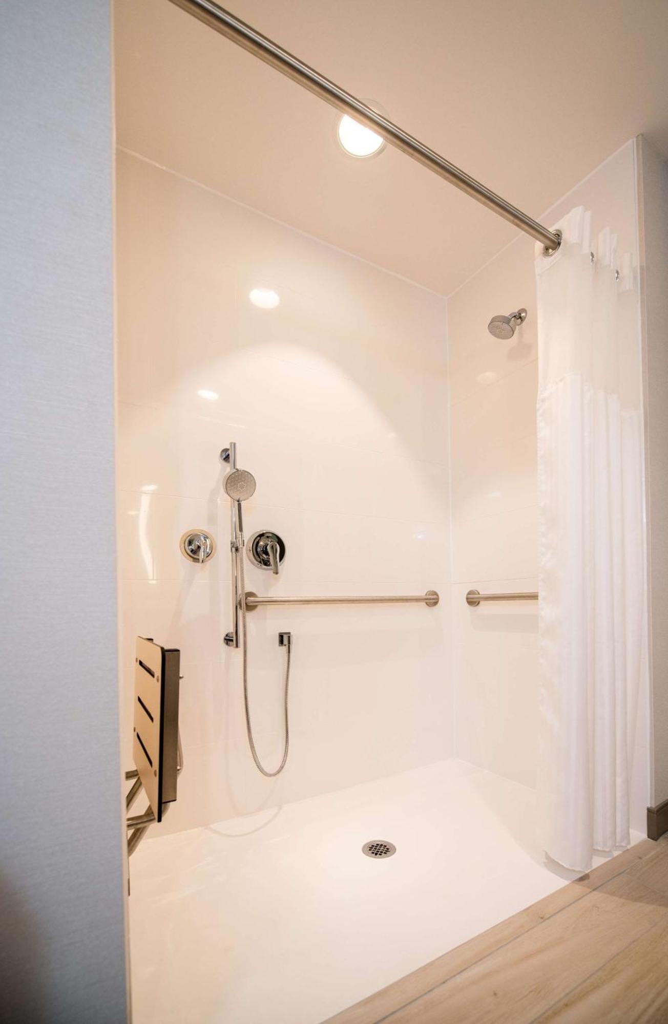 Hilton Garden Inn Moncton Downtown, Nb エクステリア 写真
