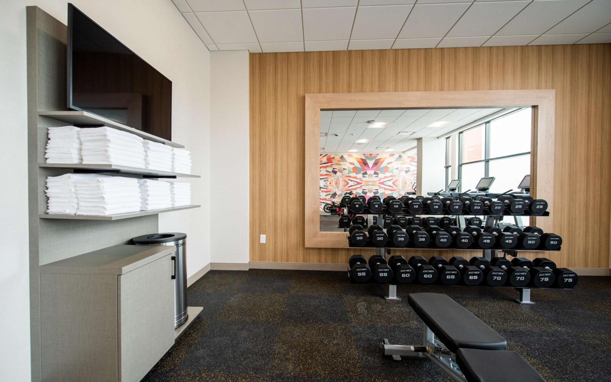 Hilton Garden Inn Moncton Downtown, Nb エクステリア 写真