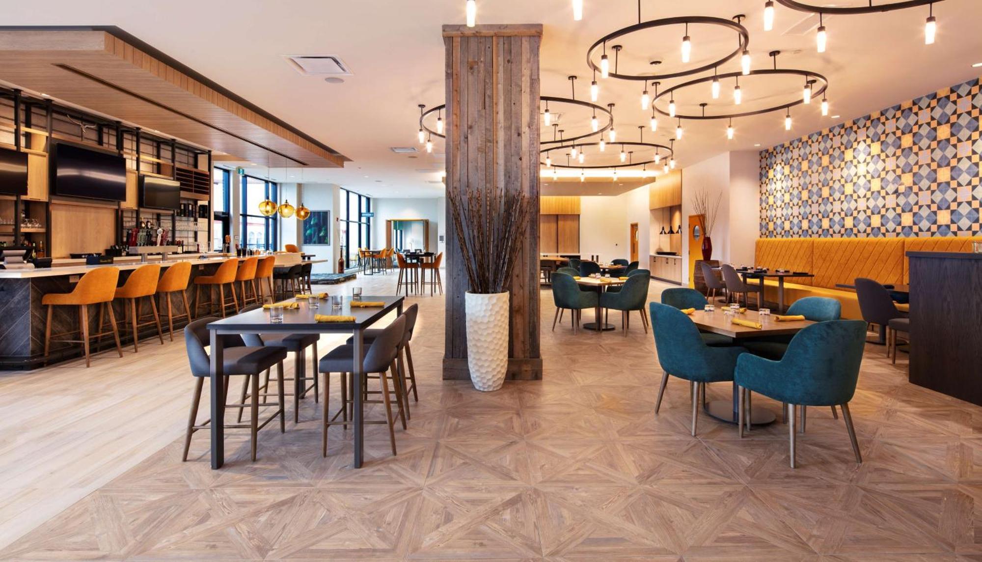 Hilton Garden Inn Moncton Downtown, Nb エクステリア 写真